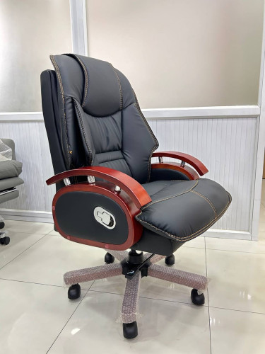 Boss Chair