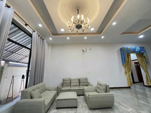 Building For Rent