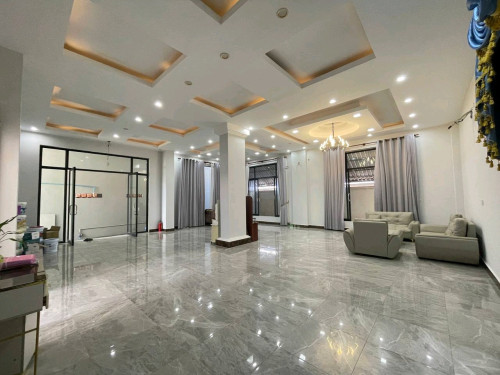 Building For Rent