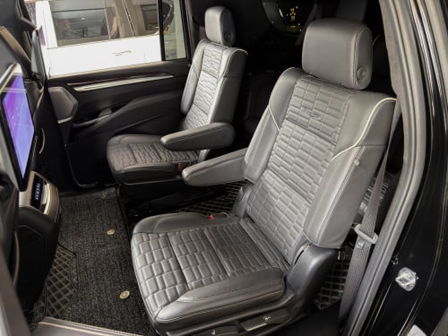 Cadillac Escalade 2025 ESV Sport Platinum
