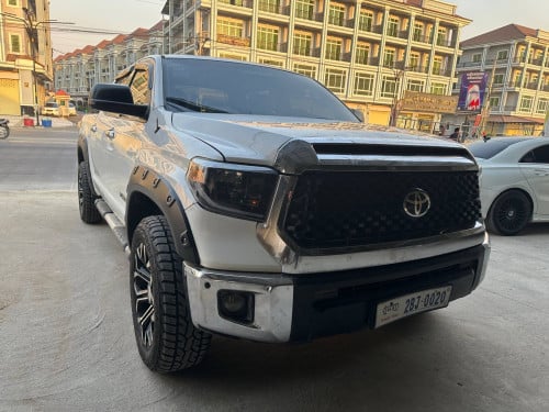 Car for rent at Sihanoukville and Phnom Penh
