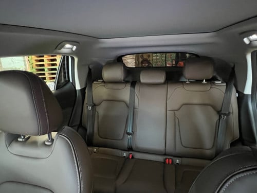 Car For Rent GS4 Max 2025