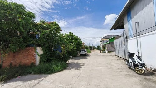 Code #L014ដីលក់ ឬជួល + ទំហំដី : 3,436m²+ តម្លៃលក់ : $500/m² (ចរចារ)+ តម្លៃជួល : $1,500/១ខែ (ចរចារ)