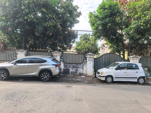 Code #L016ដីជួល ឬលក់ ទួលគោក+ តម្លៃជួល : $1,800/ខែ ចរចារ+ តម្លៃលក់ : $1.5M ចរចារ+ ទំហំដី : 16m x 29m