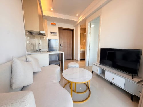 Condo R and F one bedroom for rent