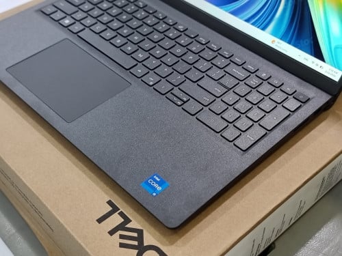 Dell DC-15250 i5-1334U RAM 8GB M2 512GB 15.6" Touch Screen New=499$