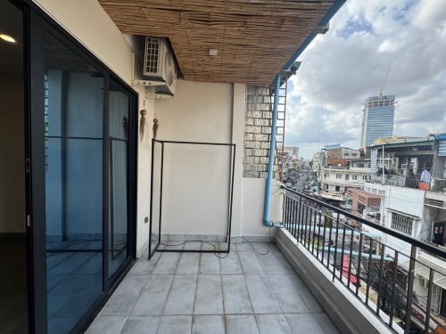 Duplex 2-Bedroom Apartment in 7 Makara