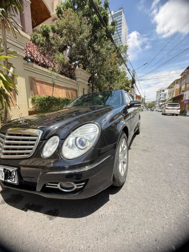 E280 year 2009 លក់ប្រញាប់លុយ