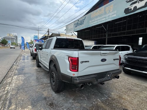 Ford F-150 Raptor 2017 full options រៀបចំហើយក្ដៅៗ