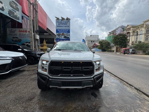 Ford F-150 Raptor 2017 full options រៀបចំហើយក្ដៅៗ
