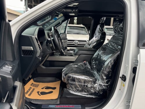 FORD F-150 RAPTOR 2018 Full options ឡាន មិនធ្លាប់ជួល ម្ចាស់ទិញក្រដាសពន្ធថ្មី• បើកដំបូល + ក្លុបក្រោយ