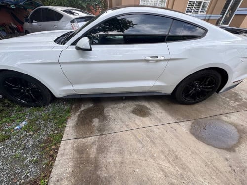 Ford Mustang 2015