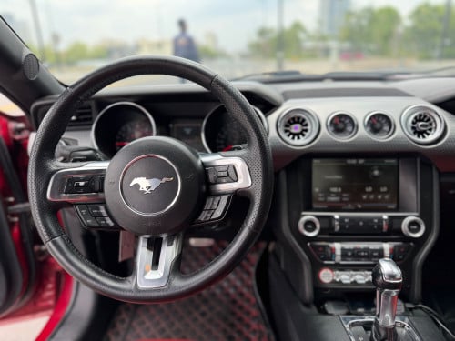 ford mustang ,full options ,2015 ,ឡាន​ក្រុមហ៊ុន​ ខ្លាញ់​គោ​