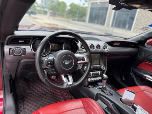 ford mustang ,full options ,2015 ,ឡាន​ក្រុមហ៊ុន​ ខ្លាញ់​គោ​
