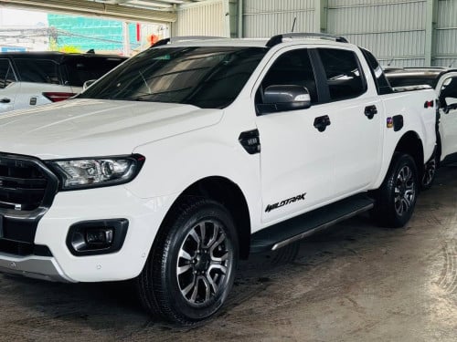 Ford Ranger 2019Wildtrak full option ចូលតាមក្រុមហ៊ុនfordឆ្វេងសុីន