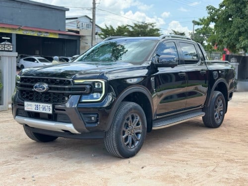 ford wildrak 2023 ខ្មៅ