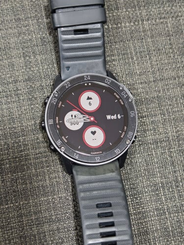 Garmin tactix delta. No solar