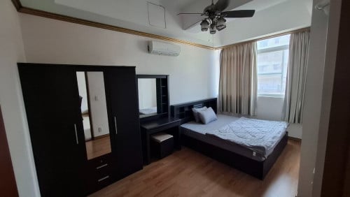 Gold One Condo For Sale