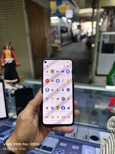 Google pixel 4a 128G Ram6G Sim2 Esim ម៉ាសុីនអេក្រង់ស្រុីន