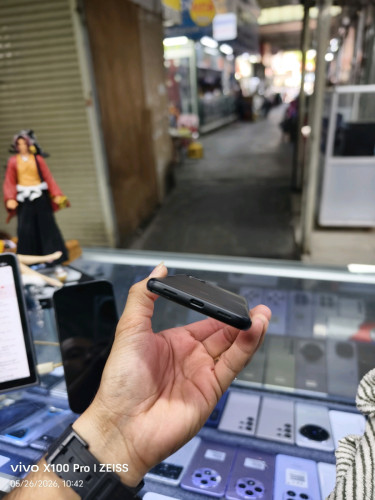 Google pixel 4a 128G Ram6G Sim2 Esim ម៉ាសុីនអេក្រង់ស្រុីន