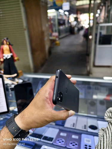 Google pixel 4a 128G Ram6G Sim2 Esim ម៉ាសុីនអេក្រង់ស្រុីន