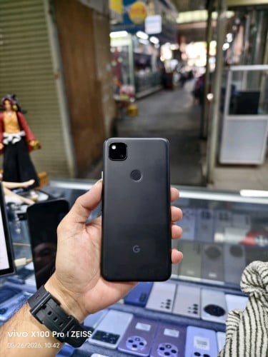 Google pixel 4a 128G Ram6G Sim2 Esim ម៉ាសុីនអេក្រង់ស្រុីន