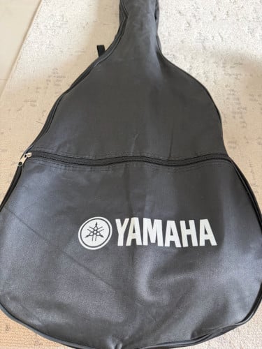 Guitar yamaha