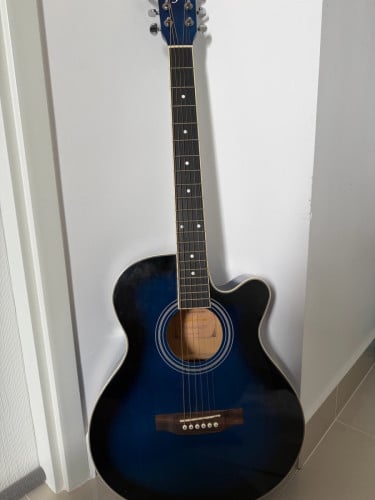 Guitar yamaha