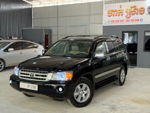 Highlander 02 V6 បេីកបូល