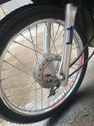 Honda Dream 2017 Up 022