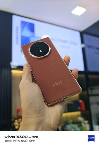 honor Magic V3 global 700$