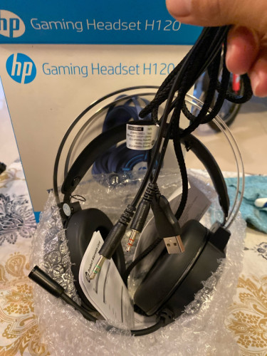 HP សំលេងច្បាស់ល្អ ថ្មីប្រអប់ 12$