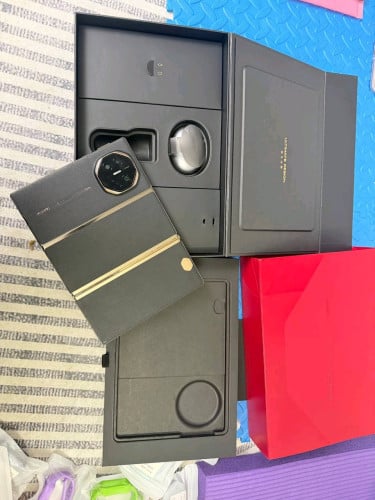 Huawei Mate XT 16G 1T ChinaBlack 99%