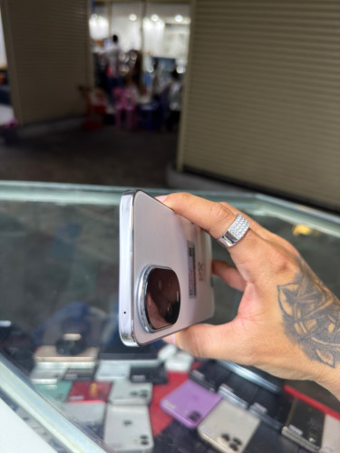 Huawei Nova 14 SE White CH , Ram12GB HD256GB Phone Condition 99% , ម៉ាស៊ីនសានុំ
