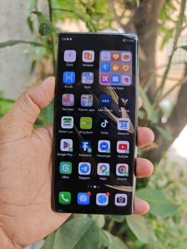 Huawei Nova10 8g/128g_CH(វៃដូរបាន)👉$110
