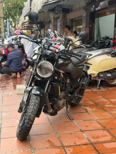 HUSQVARNA SVARTPILEN 401 2022 373CC