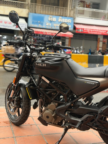 HUSQVARNA SVARTPILEN 401 2022 373CC
