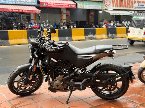 HUSQVARNA SVARTPILEN 401 2022 373CC