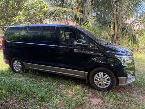 Hyundai H1 2020