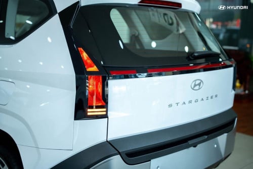 Hyundai STARGAZER 2026