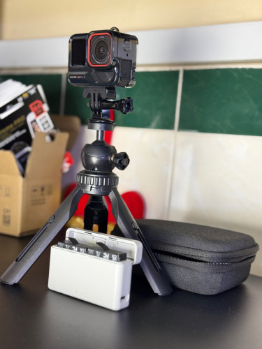 Insta360 Ace pro2 មួយទឹក 99% ឈុតថ្មរ2