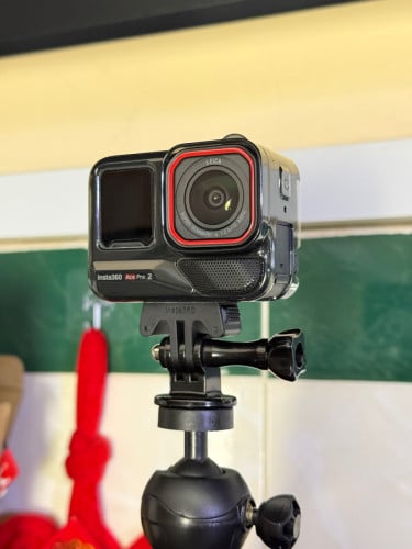 Insta360 Ace pro2 មួយទឹក 99% ឈុតថ្មរ2