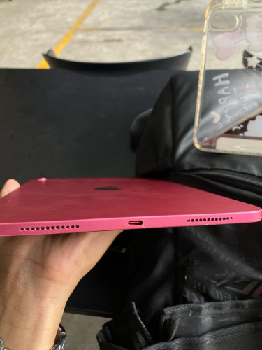 iPad A16 128G only WiFi