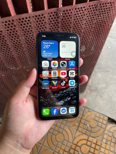 iPhone 11 Pro 64G អត់ជាប់អី អេក្រង់GX Cameraច្បាស់មុខក្រោយ