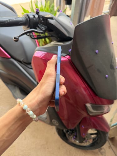 iPhone 12 64G សាណុំ 130$