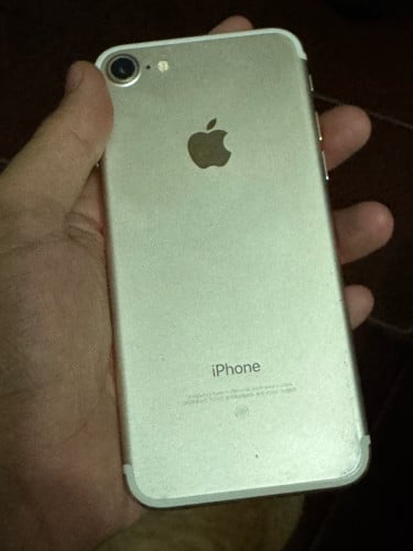 iPhone 7 128G សំនុំ​ អត់ជាប់អី​ អត់ខូចអីទាំងអស់​ 35$ដាច់