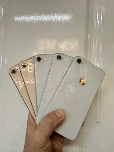 iPhone 8
