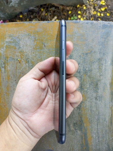 Iphone 8 (64G)