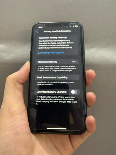 iPhone XR សានុំសុីន