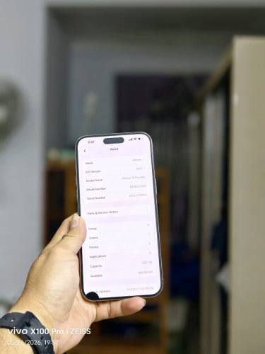 Iphone15pro max 1000G ZA ម៉ាសុីនស្រុីនអេក្រង់ស្រុីន ជាំបែក